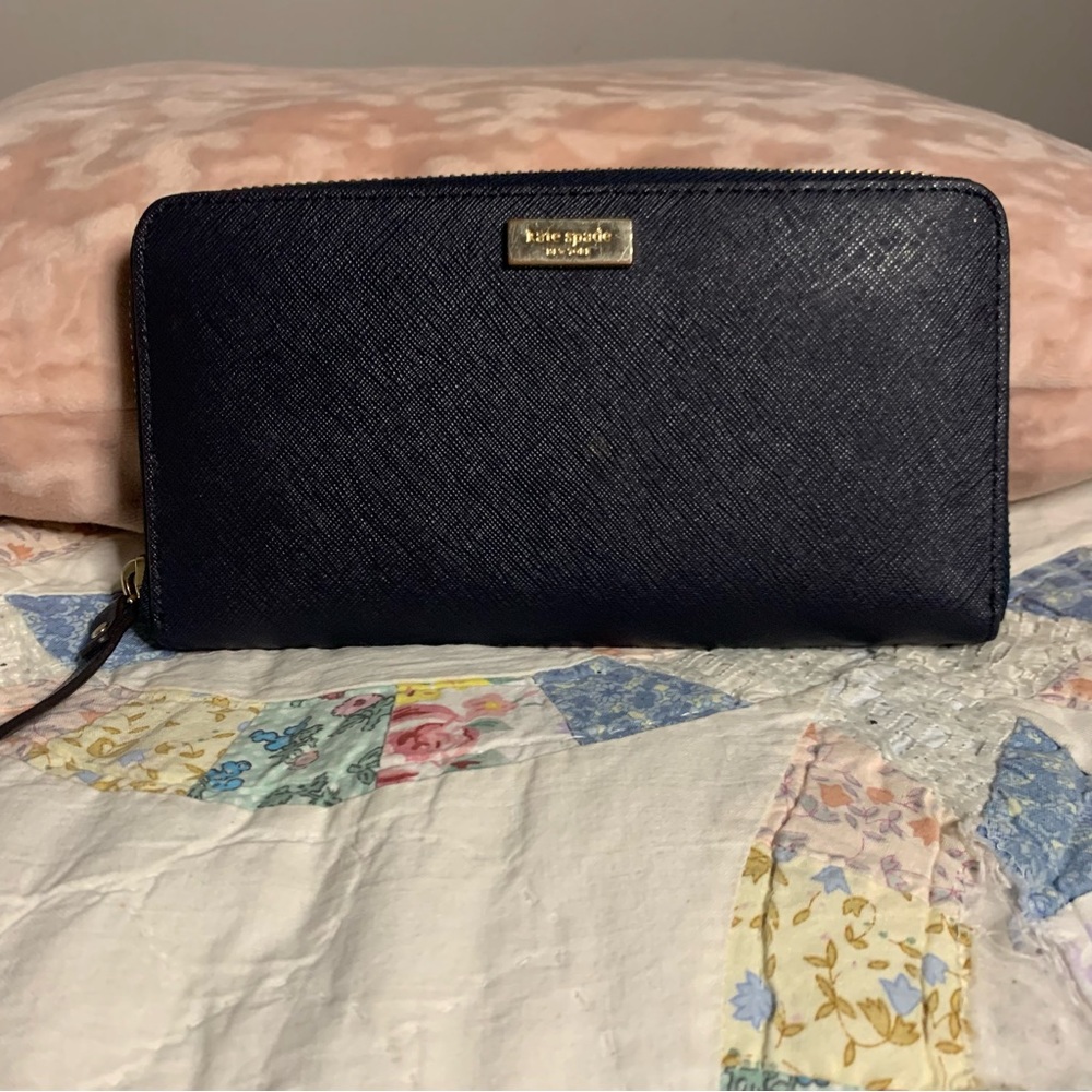 Kate Spade Navy Blue Leather Laurel Way Neda Zip Around Wallet